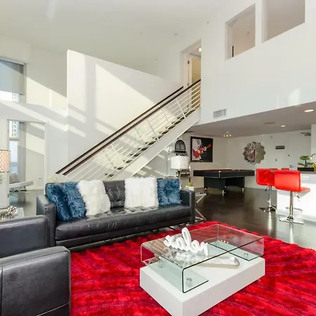 Popular Downtown La Presidential Loft With Pool Table Hotel